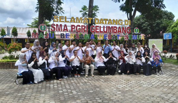 Menapaki Makna Ramadhan Bersama Candra Darmawan, M.Hum dalam  Kegiatan Peningkatan Spiritual Keagamaan di SMA PGRI Gelumbang